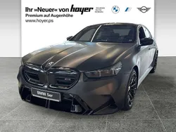 Grau Neu 2025 BMW M5 Sport Line Limousine | 141.990 € (Guter Preis)