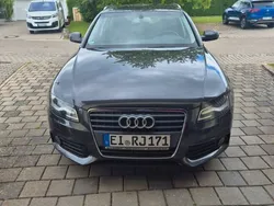 Braun Gebraucht 2011 Audi A4 Ambiente Kombi | 6.200 € (Fairer Preis)