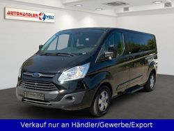 Schwarz Gebraucht 2017 Ford Tourneo Titanium Kombi | 14.499 €