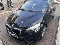 Schwarz Gebraucht 2016 BMW 216 Active Tourer Advantage Van / Kleinbus | 12.500 € (Fairer Preis)