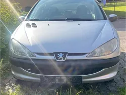 Silber Gebraucht 2001 Peugeot 206 Kleinwagen | 300 € (Superpreis)