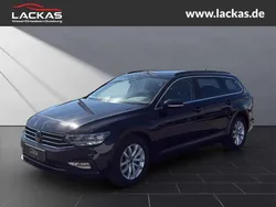 Deep black perleffekt Gebraucht 2023 VW Passat Business Kombi | 21.450 € (Fairer Preis)