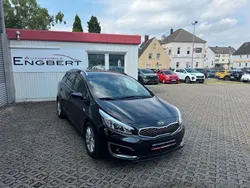 Schwarz Gebraucht 2017 Kia Ceed Sportswagon DREAM-TEAM Edition Kombi | 11.990 € (Fairer Preis)