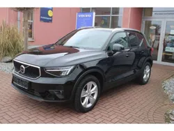 Schwarz Gebraucht 2024 Volvo XC40 Core SUV | 33.990 € (Superpreis)