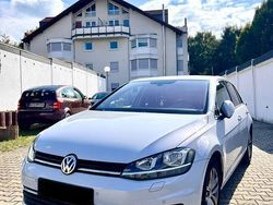 Weiß Gebraucht 2017 VW Golf VII Comfortline Limousine | 13.990 € (Superpreis)