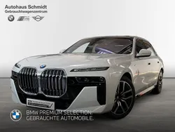 Mineralweiß Gebraucht 2024 BMW i7 M Sport Limousine | 96.990 €