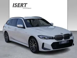 Weiß Gebraucht 2024 BMW 320 M Sport Kombi | 42.680 € (Fairer Preis)