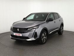 Grau Gebraucht 2023 Peugeot 3008 SUV | 21.890 € (Fairer Preis)