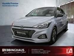 Grau Gebraucht 2019 Hyundai i20 YES! Kleinwagen | 12.950 € (Fairer Preis)