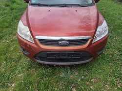 Rot Gebraucht 2008 Ford Focus Kombi | 1.850 € (Guter Preis)