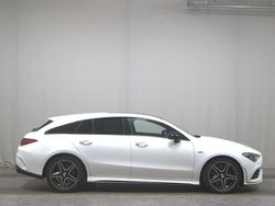 Weiss Gebraucht 2021 Mercedes CLA220 Shooting Brake AMG line Kombi | 24.680 € (Fairer Preis)