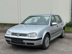 Silber Gebraucht 2003 VW Golf IV Limousine | 990 € (Guter Preis)