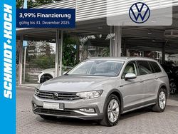 Silber Gebraucht 2022 VW Passat Alltrack Kombi | 35.790 € (Fairer Preis)