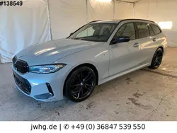 Grau Gebraucht 2024 BMW 320 M Sport Limousine | 39.950 € (Fairer Preis)
