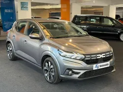 Schiefergrau Gebraucht 2025 Dacia Sandero Kleinwagen | 18.650 € (Fairer Preis)