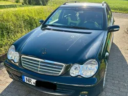 Schwarz Gebraucht 2006 Mercedes C180 Classic Kombi | 1.400 € (Guter Preis)