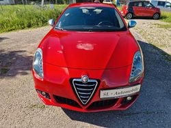 Rot Gebraucht 2012 Alfa Romeo Giulietta Turismo Kleinwagen | 8.450 € (Teuer)