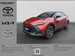 Metal oxide (4z3)/ black (202) Gebraucht 2025 Toyota C-HR SUV | 34.190 € (Guter Preis)