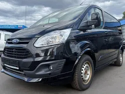 Schwarz Gebraucht 2016 Ford Transit Custom Sport Van / Kleinbus | 13.799 € (Superpreis)