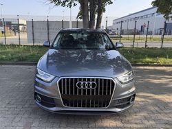 Silber Gebraucht 2013 Audi Q3 Comfort SUV | 12.500 € (Fairer Preis)