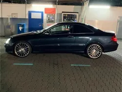 Blau Gebraucht 2006 Mercedes CLK200 Avantgarde Coupé | 5.000 € (Fairer Preis)
