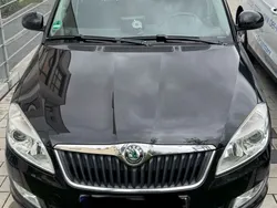 Schwarz Gebraucht 2010 Skoda Fabia Classic Limousine | 3.200 € (Fairer Preis)