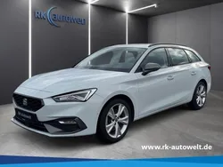 Weiss Gebraucht 2023 Seat Leon 4Drive Kombi | 31.290 € (Teuer)