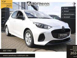 Weiß (lunar white) Neu 2025 Mazda 2 Center-Line Kleinwagen | 22.870 € (Fairer Preis)