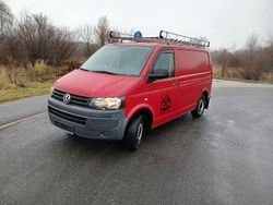 Rot Gebraucht 2010 VW T5 Van | 6.400 €