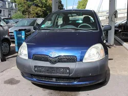 Blau Gebraucht 1999 Toyota Yaris Kleinwagen | 1.700 € (Teuer)