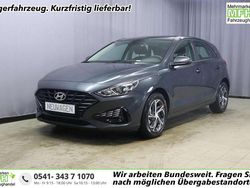 Dark knight gray pearl Gebraucht 2024 Hyundai i30 Comfort Limousine | 18.980 € (Superpreis)