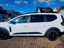 Weiß Gebraucht 2022 Dacia Jogger Extreme Kombi | 14.800 € (Guter Preis)