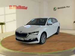 Moonweiss metallic Gebraucht 2023 Skoda Scala Tour Kleinwagen | 20.200 € (Fairer Preis)