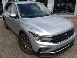 Silber Gebraucht 2022 VW Tiguan Life SUV | 26.750 € (Guter Preis)