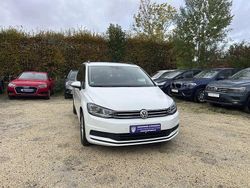 Weiss / 0q pure white Gebraucht 2020 VW Touran Comfortline Van / Kleinbus | 22.499 € (Fairer Preis)