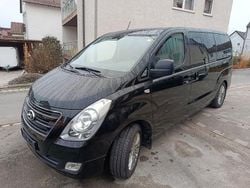 Schwarz Gebraucht 2012 Hyundai H-1 Premium Van / Kleinbus | 15.700 € (Fairer Preis)