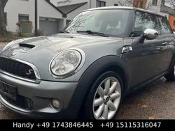 Dark silver metallic Gebraucht 2009 Mini John Cooper Works Coupé Coupé | 7.590 €