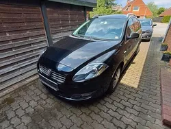 Schwarz Gebraucht 2009 Fiat Croma Emotion Kombi | 1.200 € (Guter Preis)