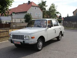 Weiß Gebraucht 1980 Wartburg 353 Limousine | 6.999 €