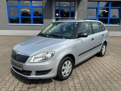 Silber Gebraucht 2011 Skoda Fabia Special Kombi | 2.250 € (Fairer Preis)