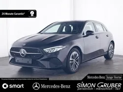 Nachtschwarz Gebraucht 2024 Mercedes A200 Advanced Limousine | 29.500 € (Fairer Preis)