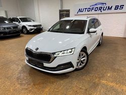 Weiß Gebraucht 2021 Skoda Octavia Style Kombi | 19.990 € (Fairer Preis)