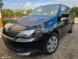 Schwarz Gebraucht 2015 Skoda Fabia Kombi | 9.300 € (Fairer Preis)