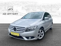 Silber Gebraucht 2012 Mercedes B200 Van / Kleinbus | 12.990 € (Fairer Preis)