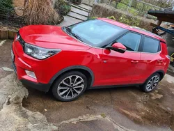Rot Gebraucht 2017 Ssangyong Tivoli Quartz SUV | 9.400 € (Fairer Preis)