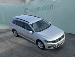 Silber Gebraucht 2022 VW Passat Business Kombi | 20.400 € (Fairer Preis)