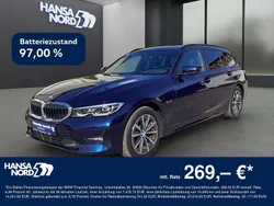 Blau / tansanitblau (metallic) Gebraucht 2022 BMW 320e Sport Line Kombi | 26.850 € (Guter Preis)