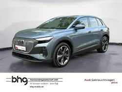 Silber Gebraucht 2022 Audi Q4 e-tron Ambiente SUV | 33.820 € (Guter Preis)