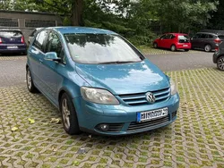 Blau Gebraucht 2005 VW Golf Plus Comfortline Van / Kleinbus | 1.800 € (Fairer Preis)