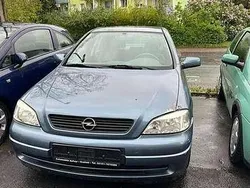 Blau Gebraucht 2001 Opel Astra Comfort Limousine | 900 € (Guter Preis)